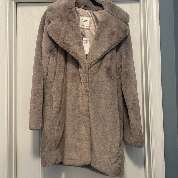 Abercrombie & Fitch Luxe Faux Fur Large Collar Coat Gray Brown NWT Retail $160 - Picture 2 of 10